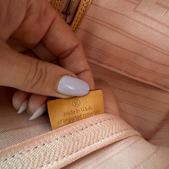 Louis Vuitton white Neverfull Damier MM canvas tote - Picture 7 of 14